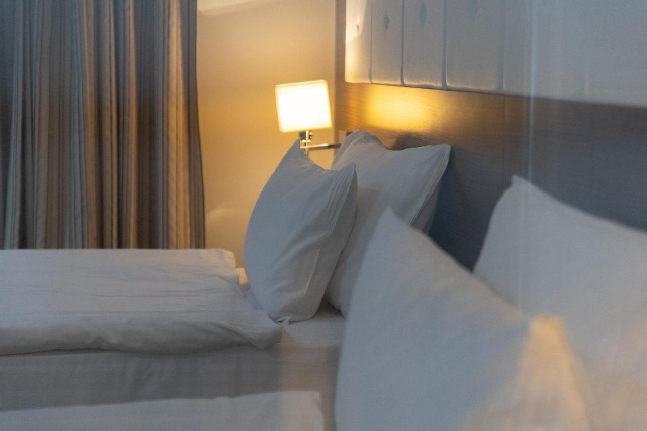 פג'ה Hotel Dukagjini מראה חיצוני תמונה