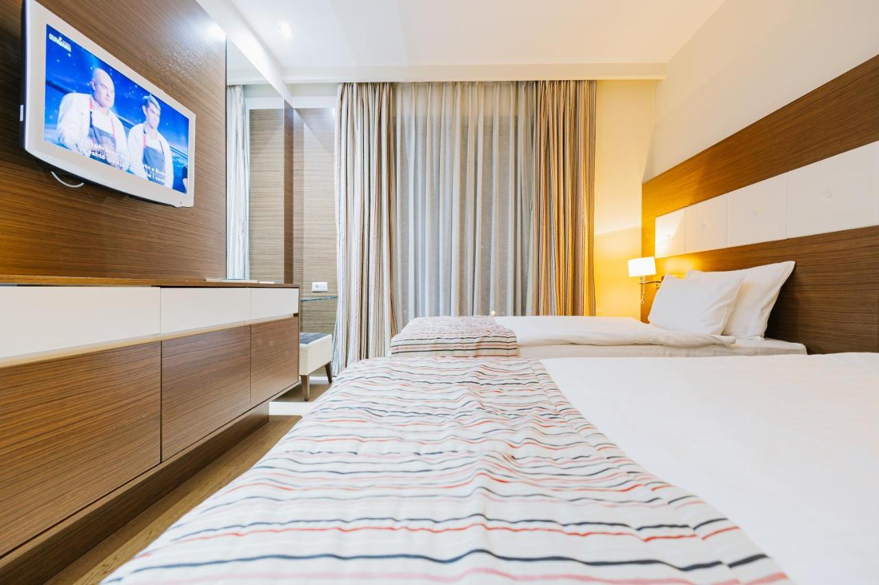פג'ה Hotel Dukagjini מראה חיצוני תמונה