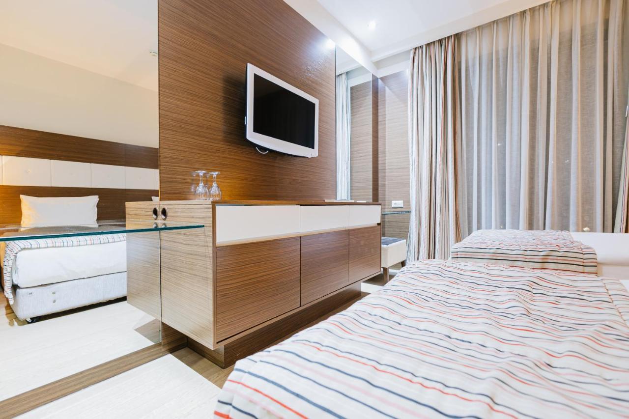 פג'ה Hotel Dukagjini מראה חיצוני תמונה