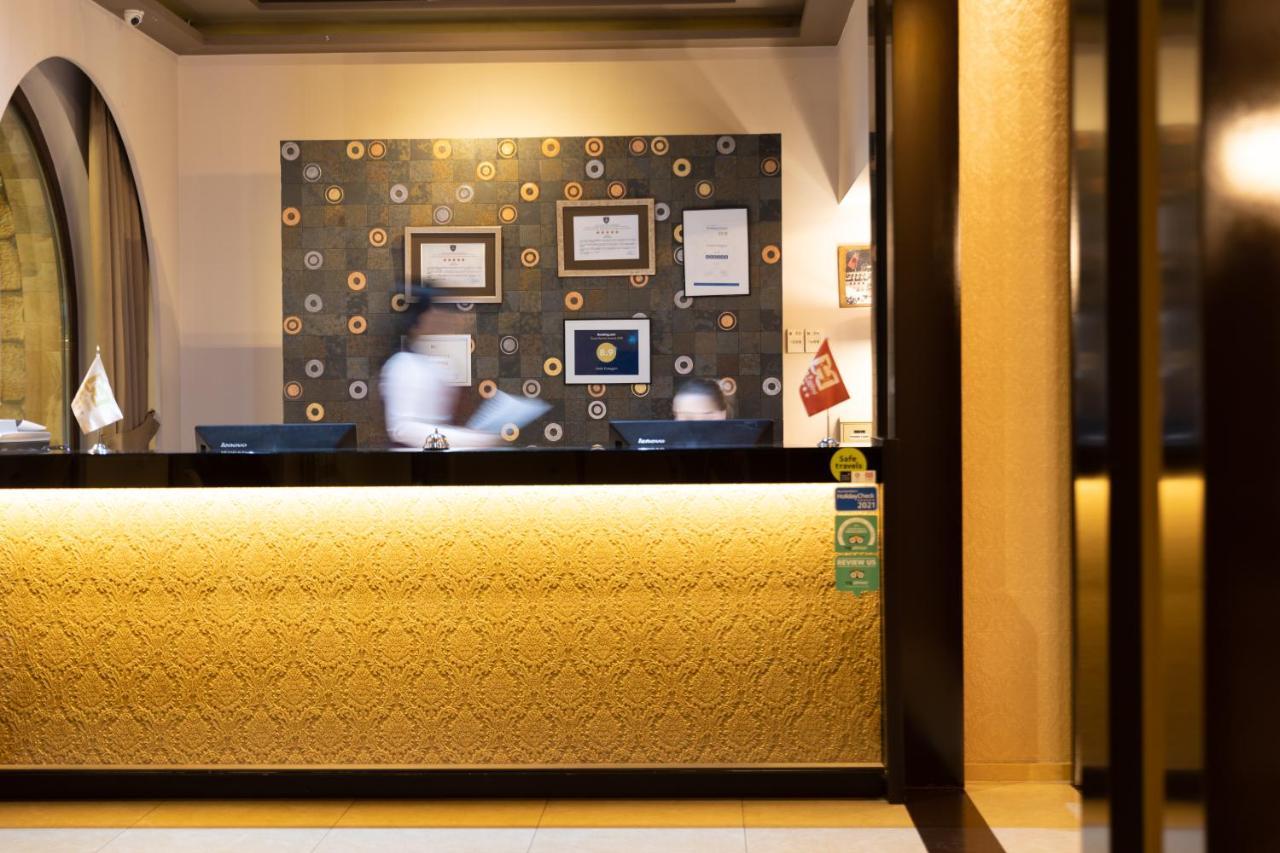 פג'ה Hotel Dukagjini מראה חיצוני תמונה