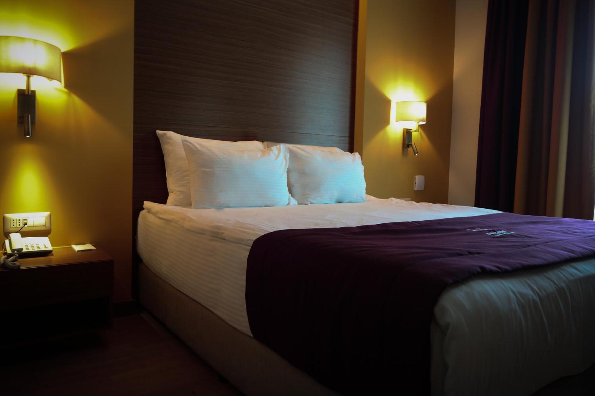 פג'ה Hotel Dukagjini מראה חיצוני תמונה