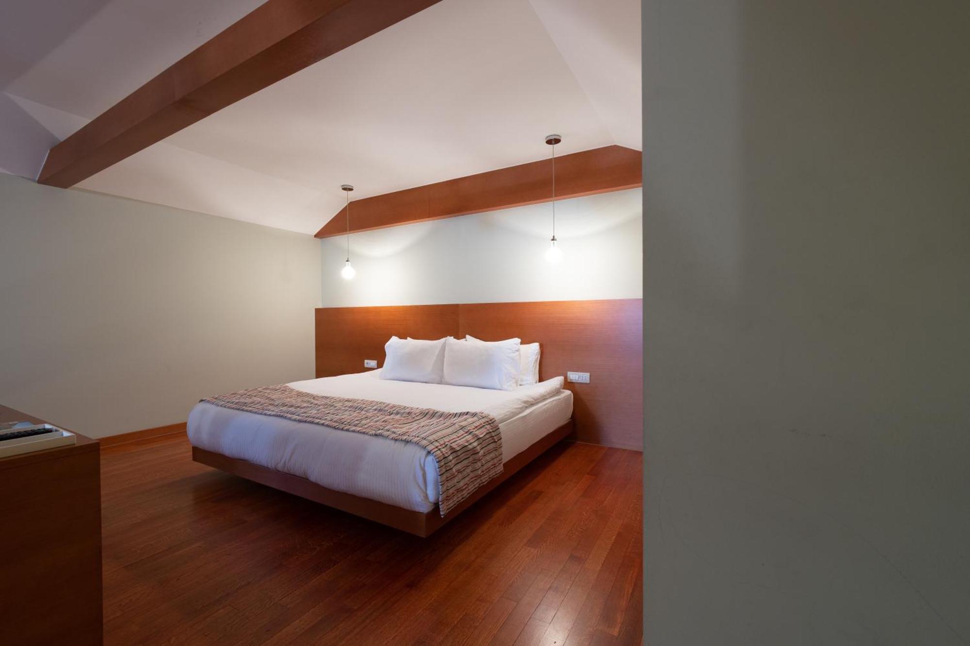פג'ה Hotel Dukagjini מראה חיצוני תמונה