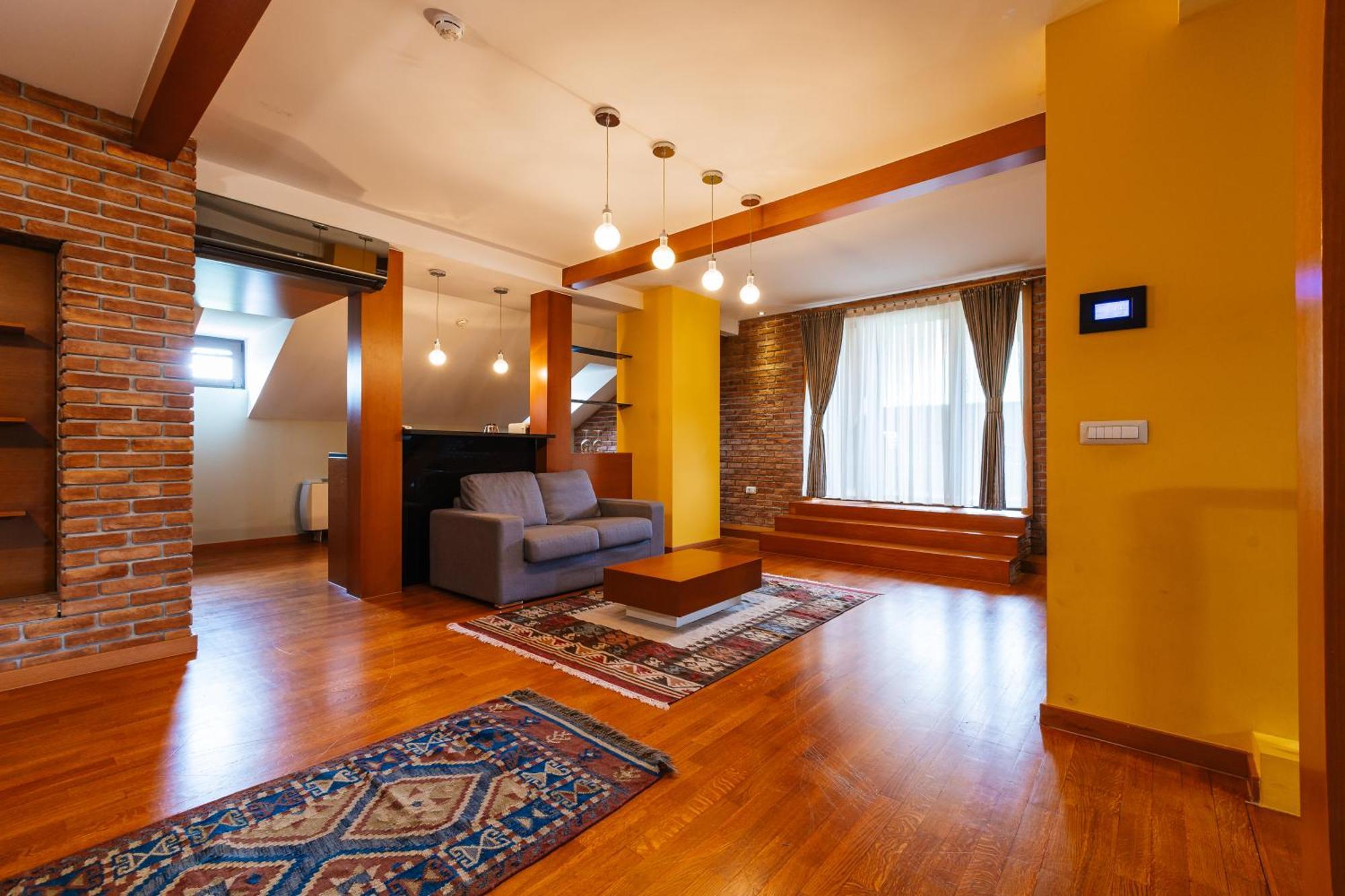 פג'ה Hotel Dukagjini מראה חיצוני תמונה
