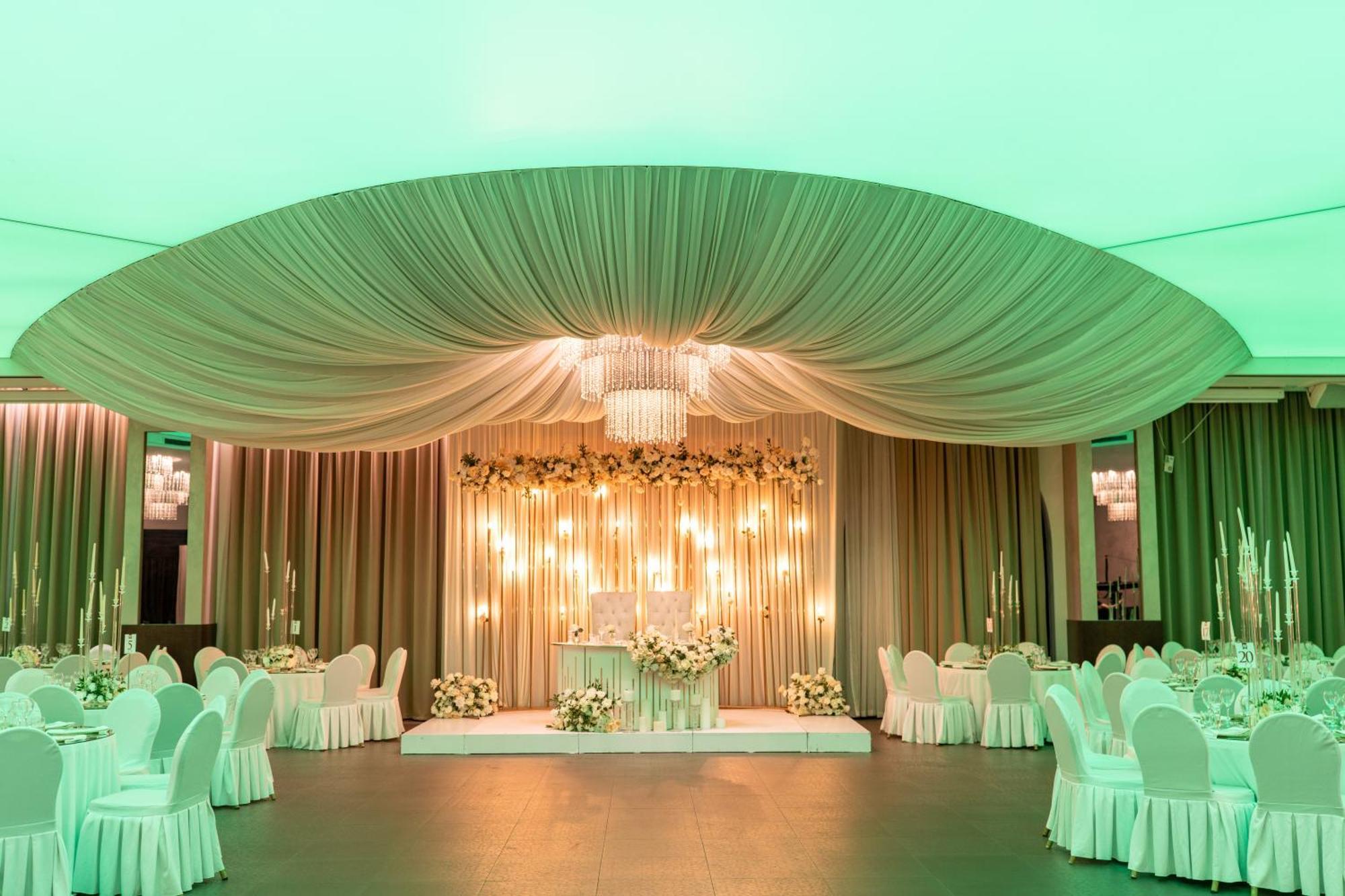 פג'ה Hotel Dukagjini מראה חיצוני תמונה
